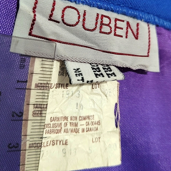 Vintage Royal Blue Midi Pencil Skirt - Made in Canada, 100% Pure Wool - Picture 7 of 9